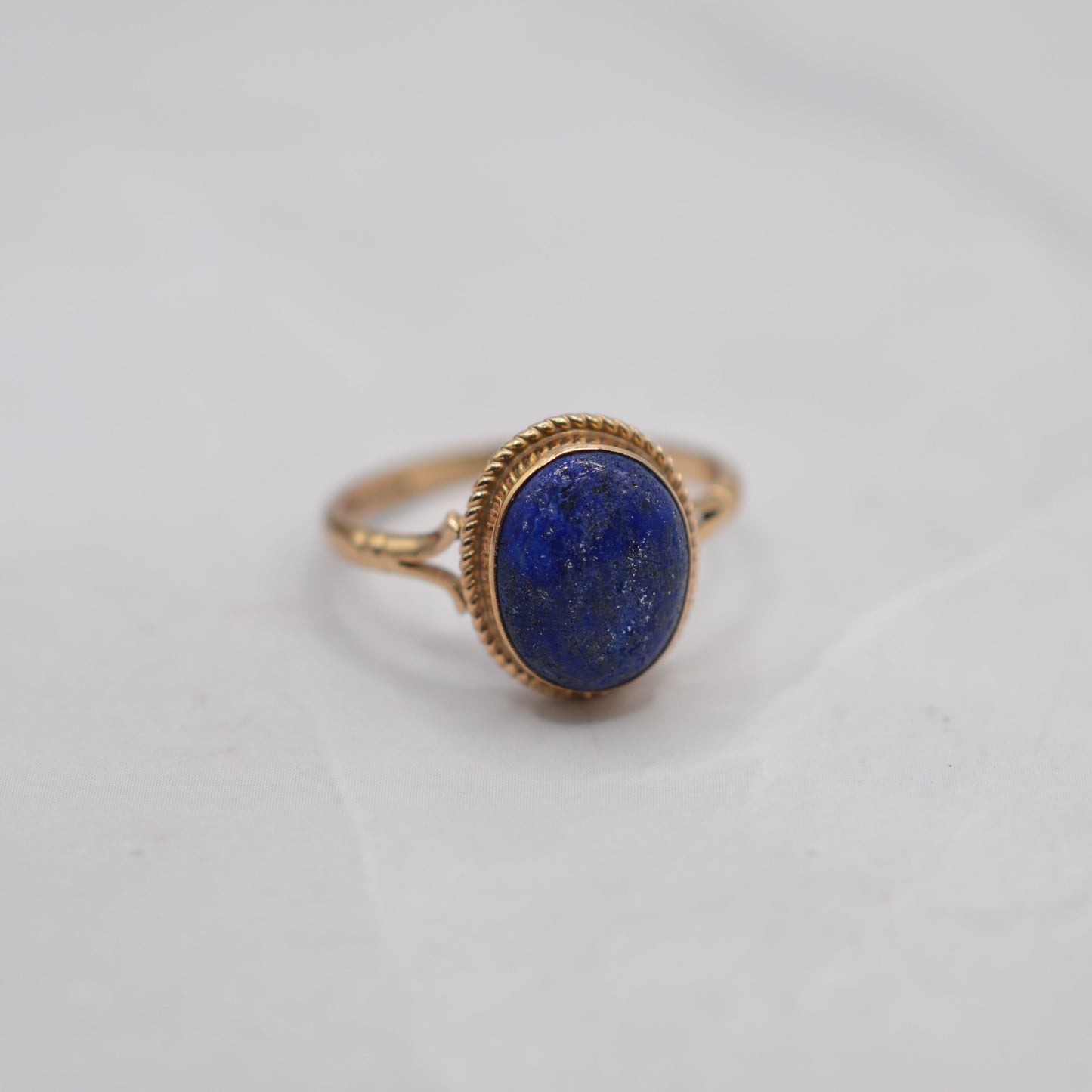 9ct Gold Lapis Lazuli Ring