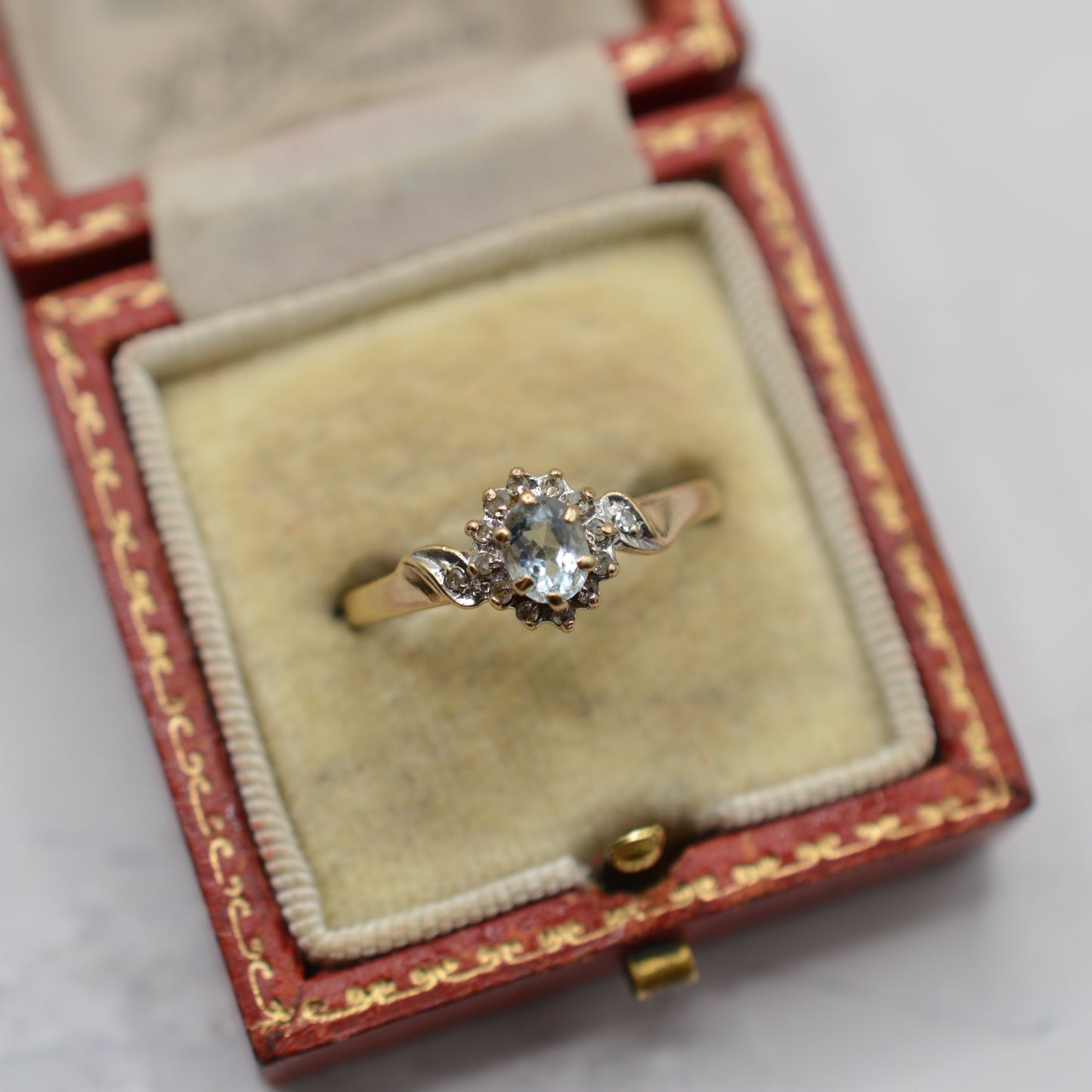 9ct Gold Aquamarine & Diamond Ring