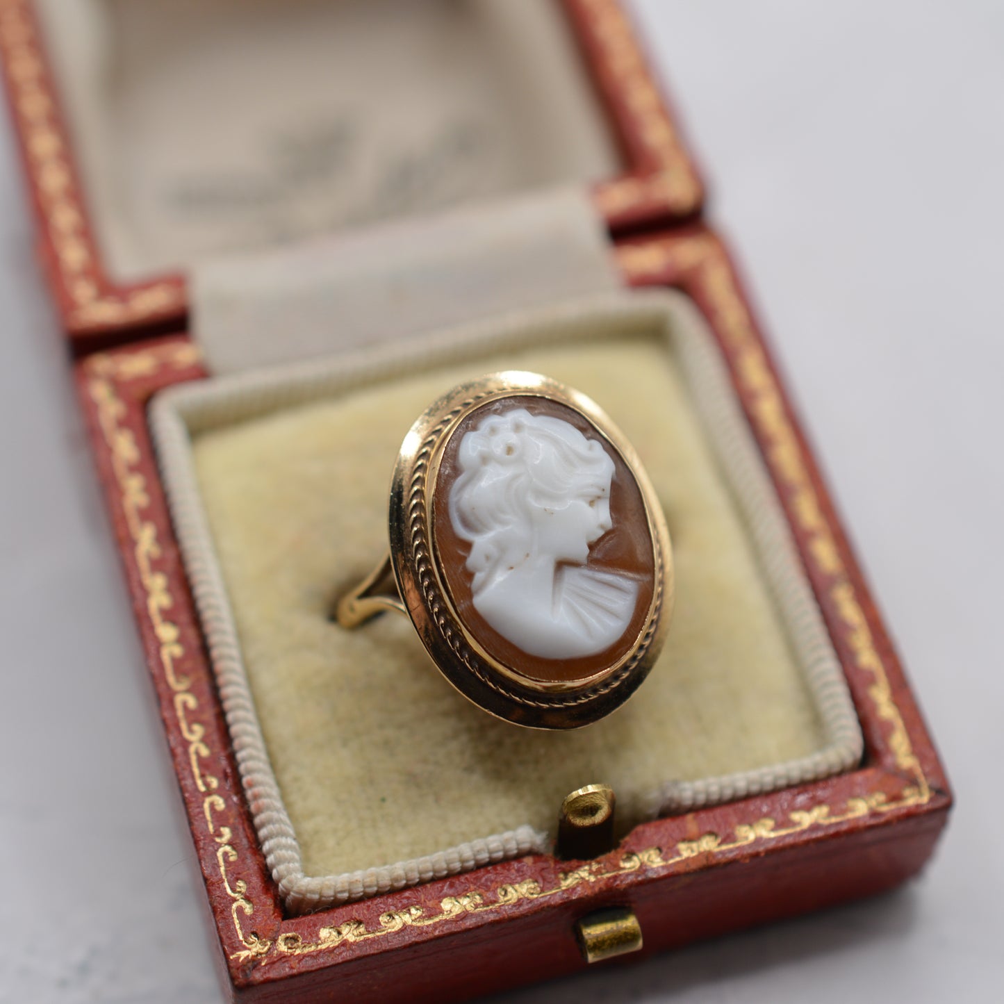 1970s Vintage 9ct Gold Large Cameo Bezel-Set Ring