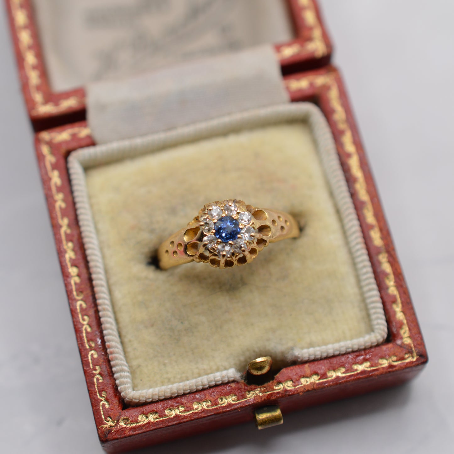 Antique 18ct Gold Sapphire & Diamond Cluster Ring