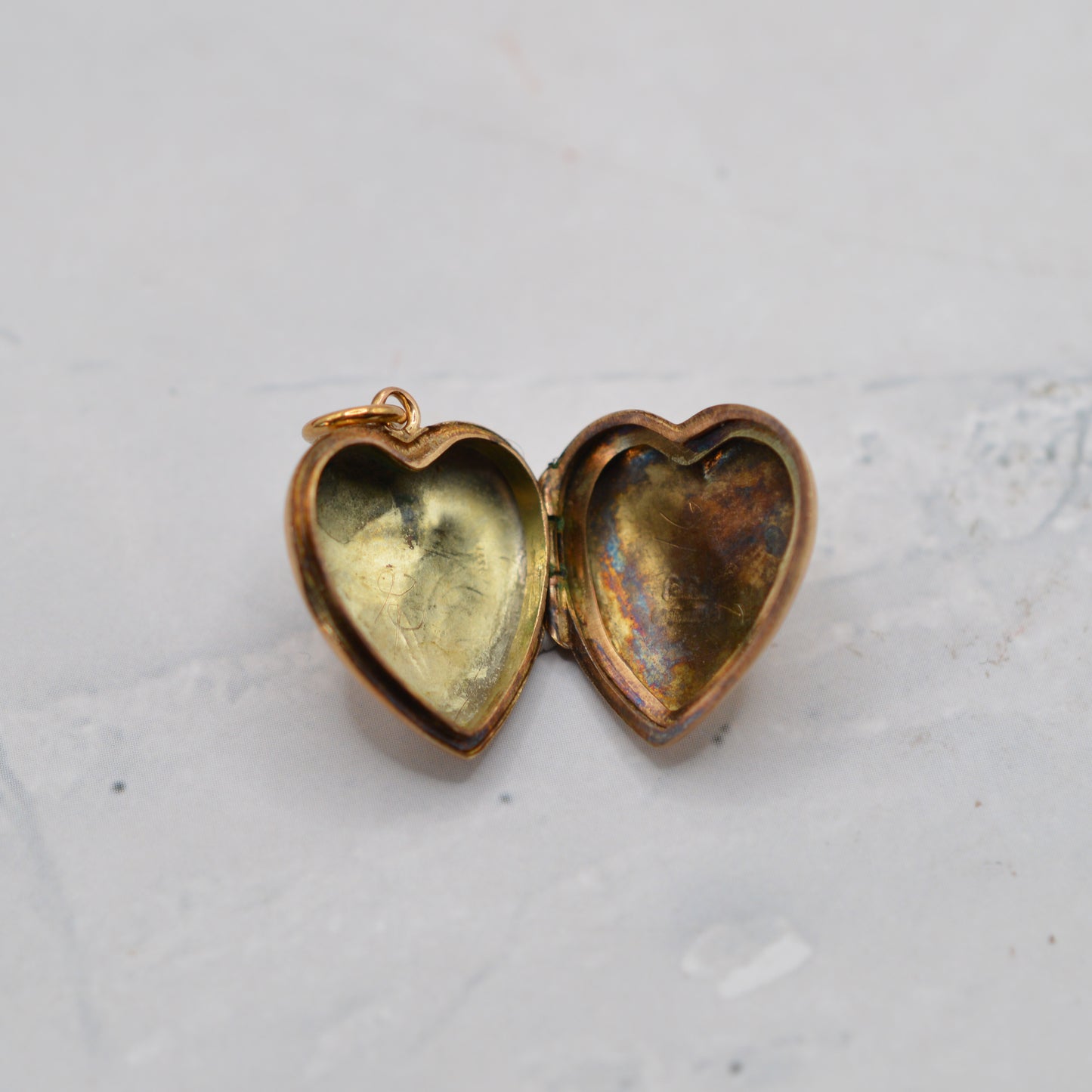 1955 Vintage 9ct Gold Heart Locket Pendant