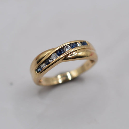 Vintage 9ct Gold Sapphire & C/Z Crossover Ring