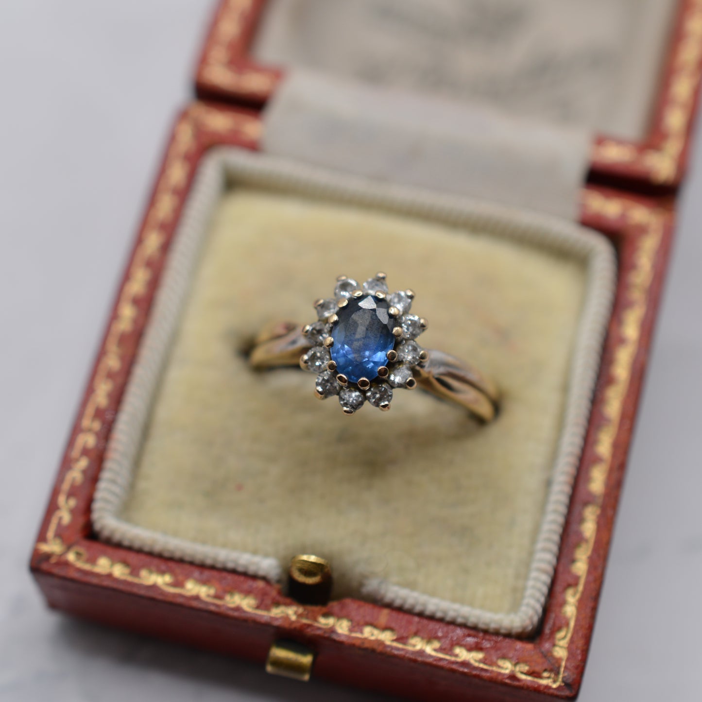 9ct Gold Sapphire & Diamond Cluster Ring