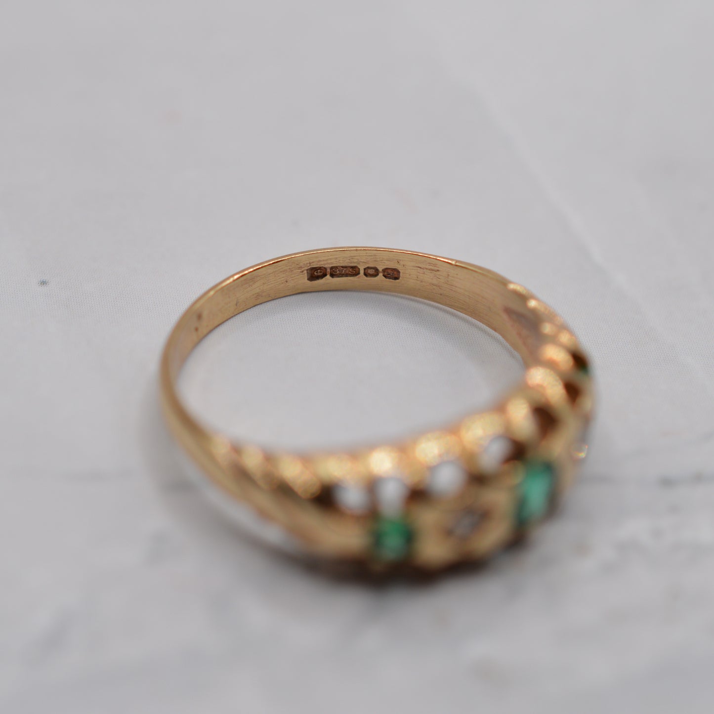 1980s 9ct Gold Emerald & Diamond Ring