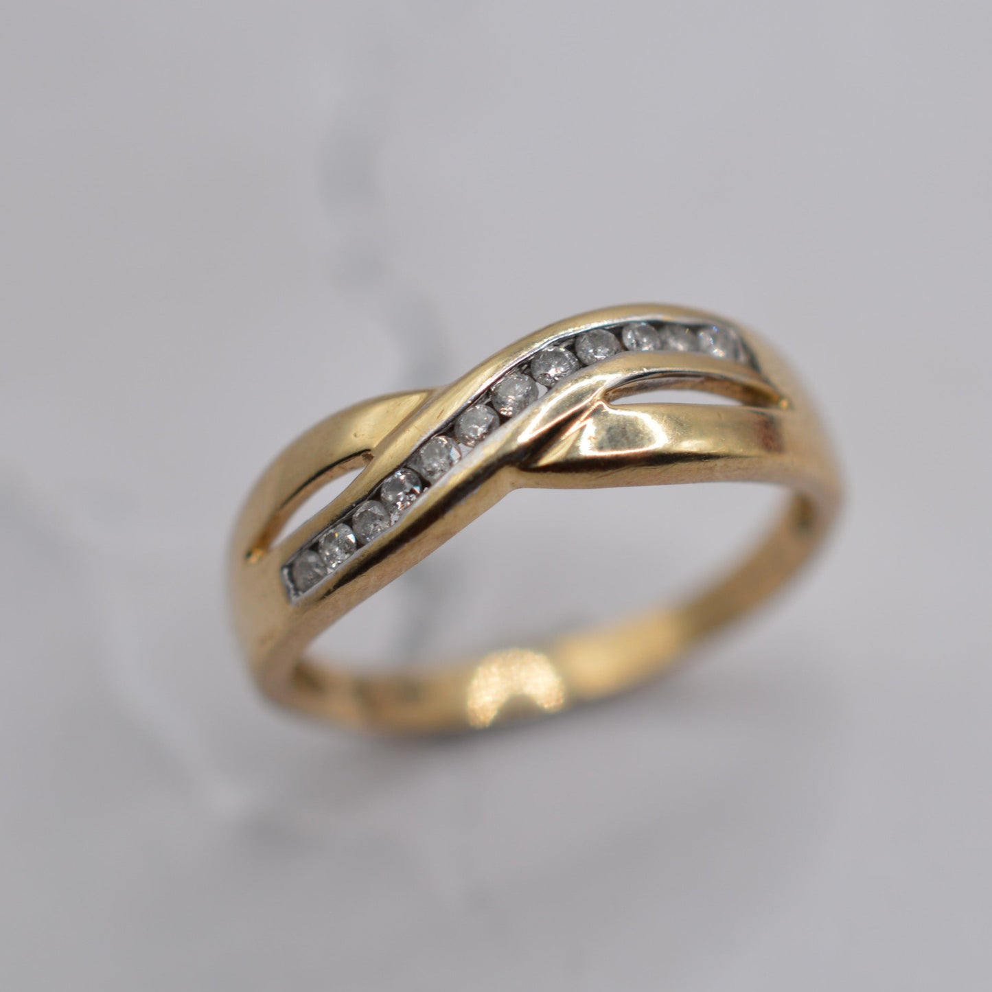 9ct Gold Diamond Crossover Ring