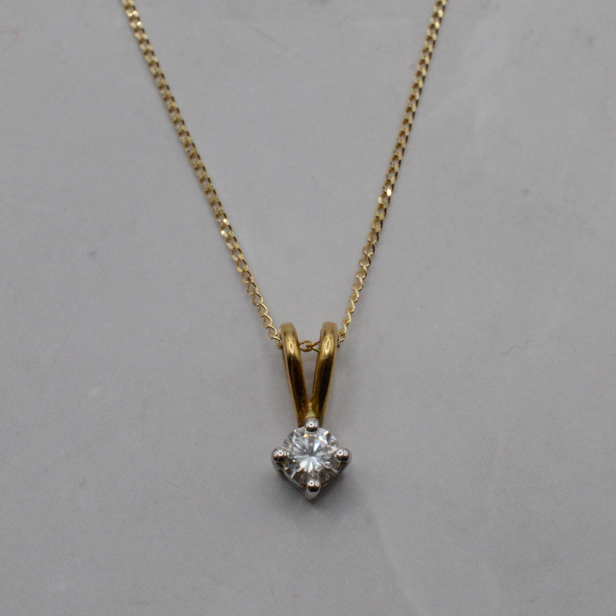Y2K 18ct Gold Diamond Solitaire Pendant Necklace (16”)