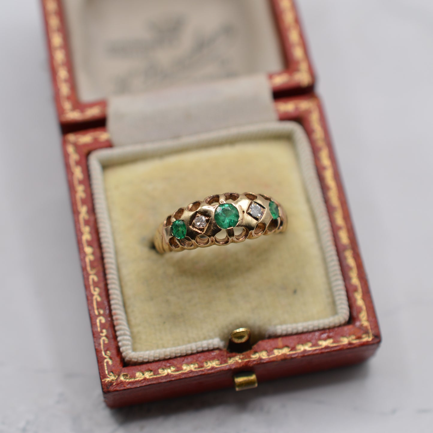 1980s 9ct Gold Emerald & Diamond Ring