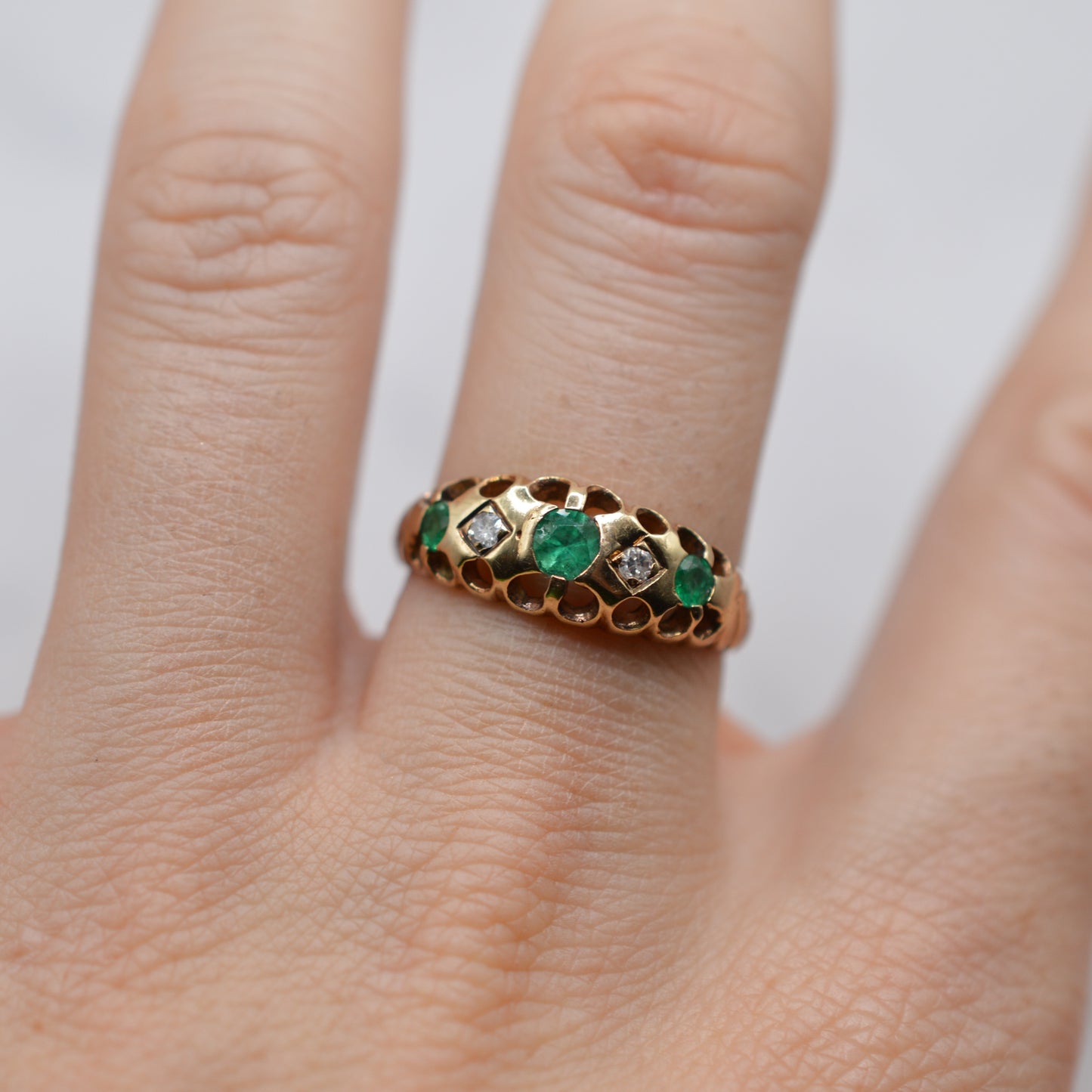 1980s 9ct Gold Emerald & Diamond Ring