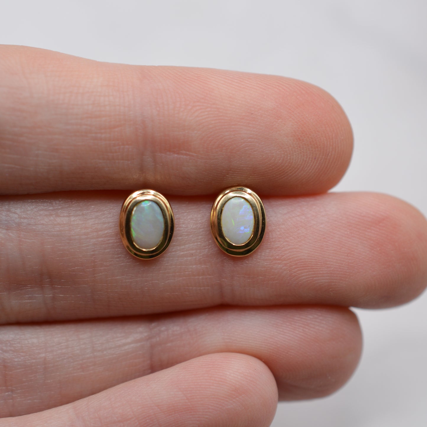 9ct Gold Opal Stud Earrings