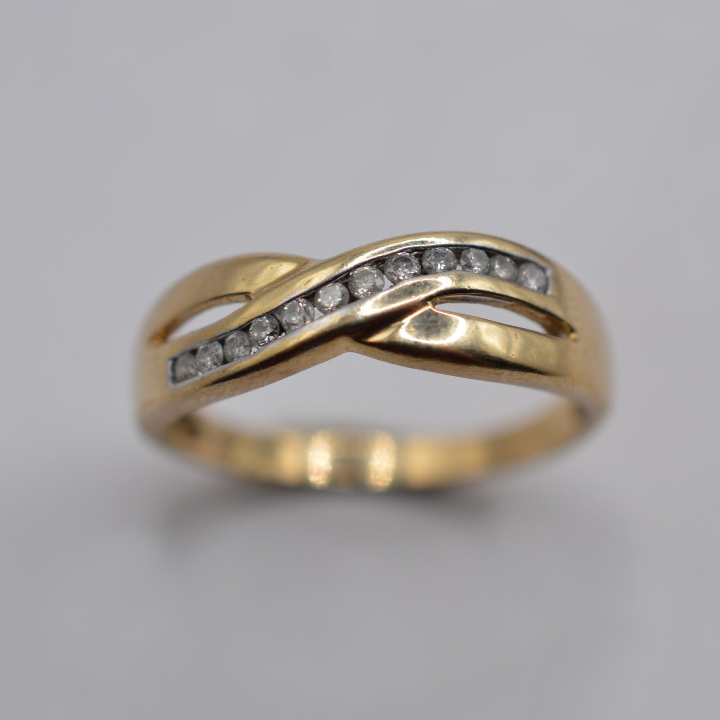 9ct Gold Diamond Crossover Ring