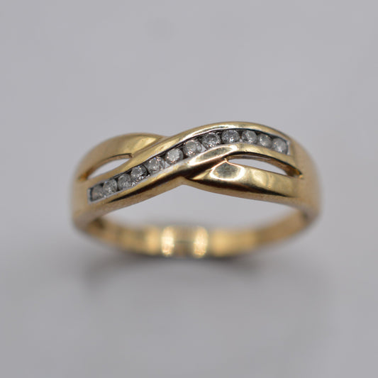 9ct Gold Diamond Crossover Ring