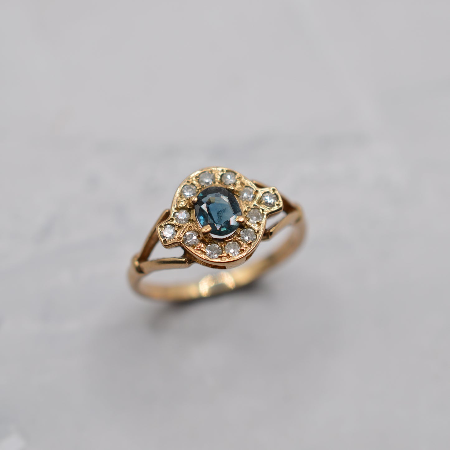 1970s Vintage 9ct Gold Sapphire & Diamond Cluster Ring