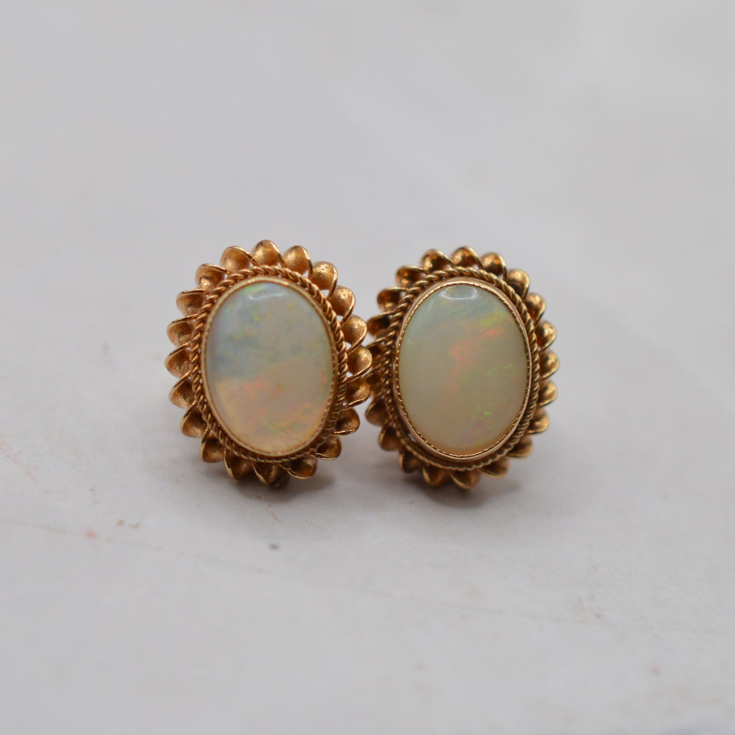 Vintage 9ct Gold Opal Stud Earrings