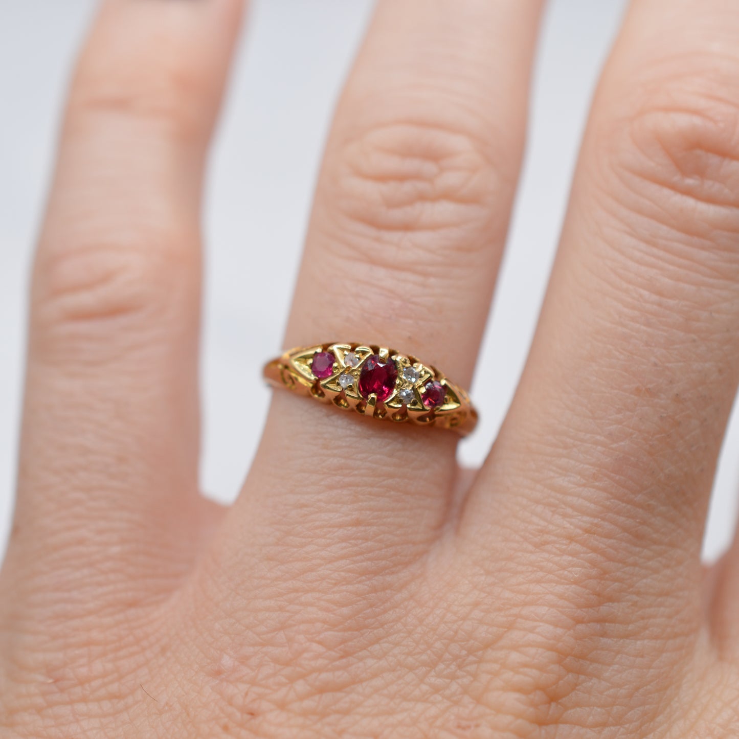Antique 1909 Edwardian 18ct Gold Ruby & Diamond Boat Ring