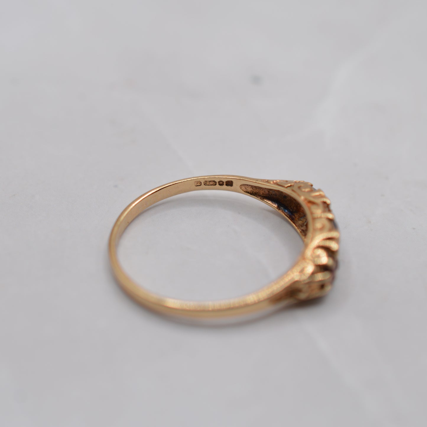 1970s Vintage 9ct Gold Garnet Seven-Stone Ring