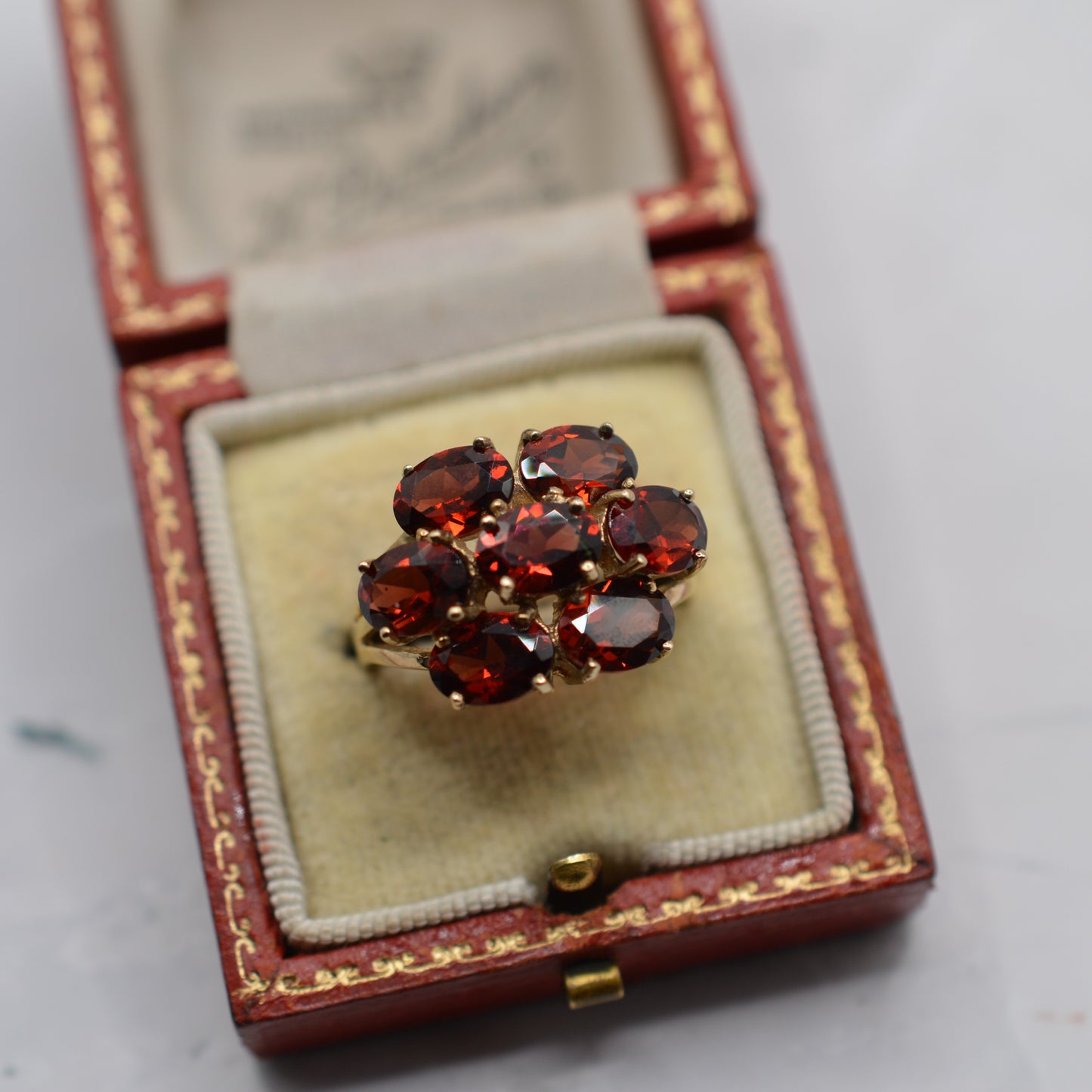 Y2K Chunky 9ct Gold Garnet Cluster Ring