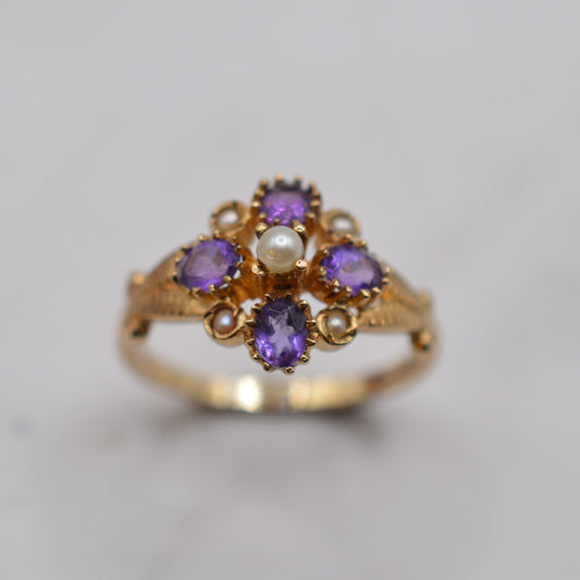 9ct Gold Amethyst & Pearl Cluster Ring
