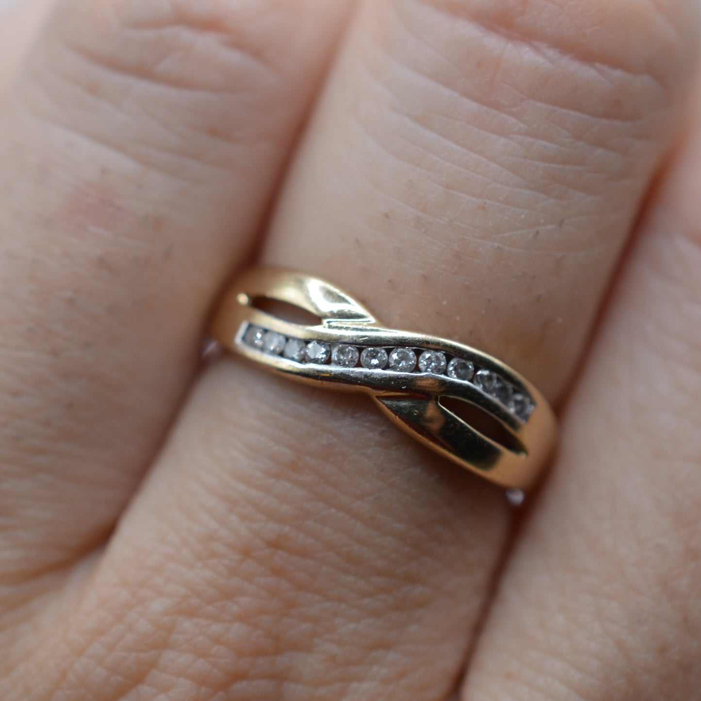 9ct Gold Diamond Crossover Ring