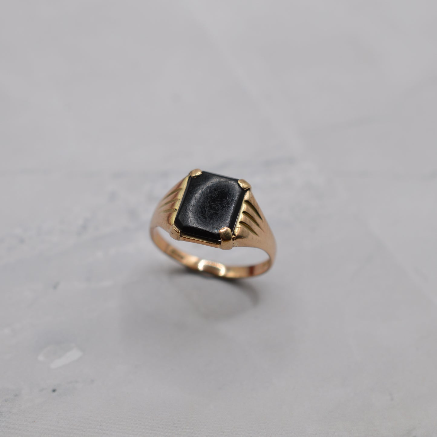1960s Vintage 9ct Gold Onyx Signet Ring