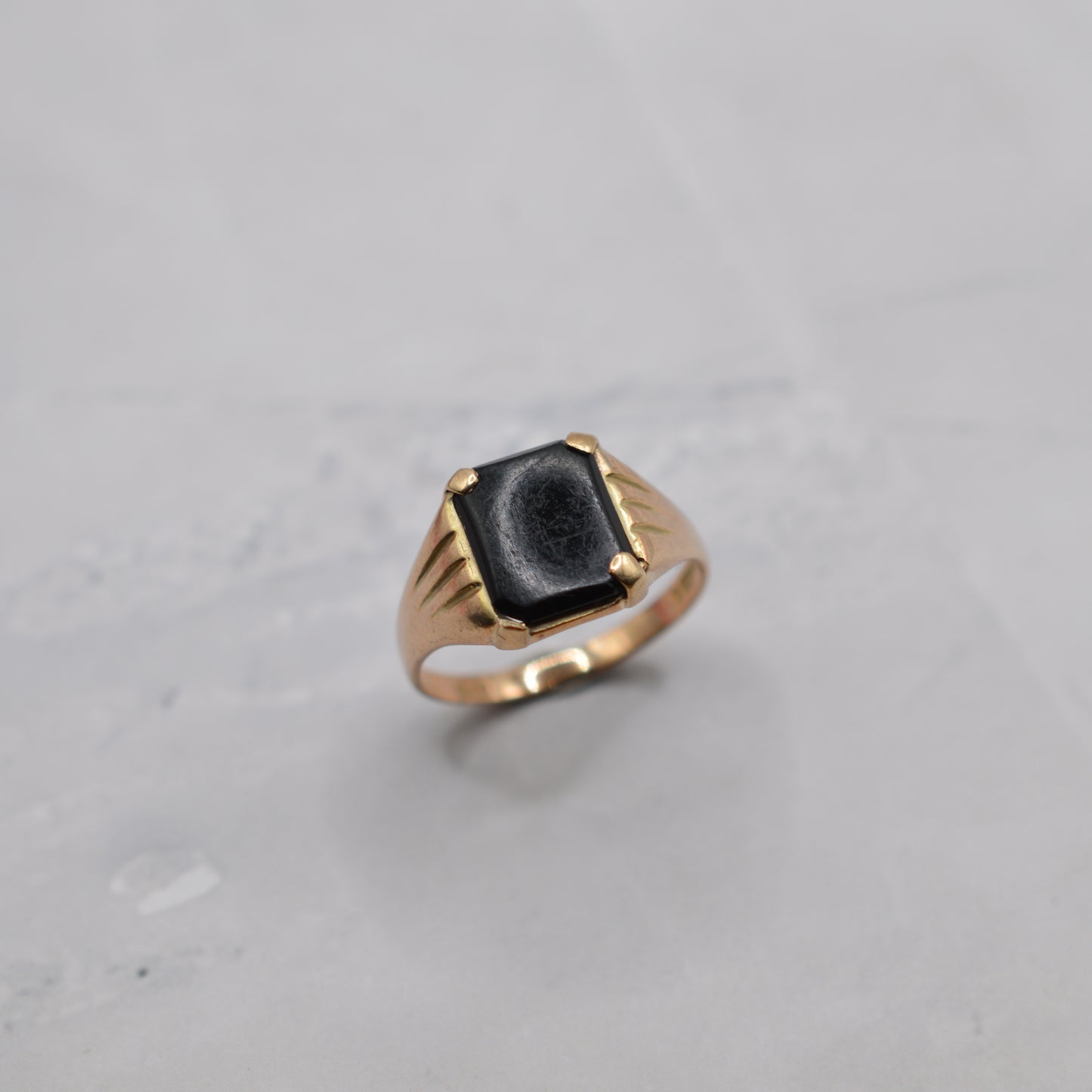 1960s Vintage 9ct Gold Onyx Signet Ring