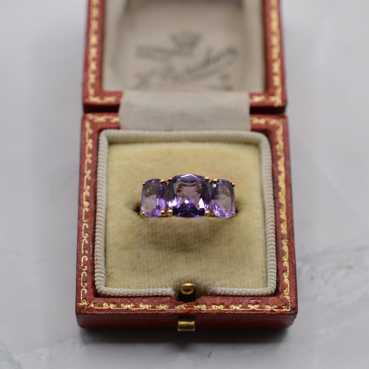 Chunky Y2K 9ct Gold Amethyst Trilogy Ring