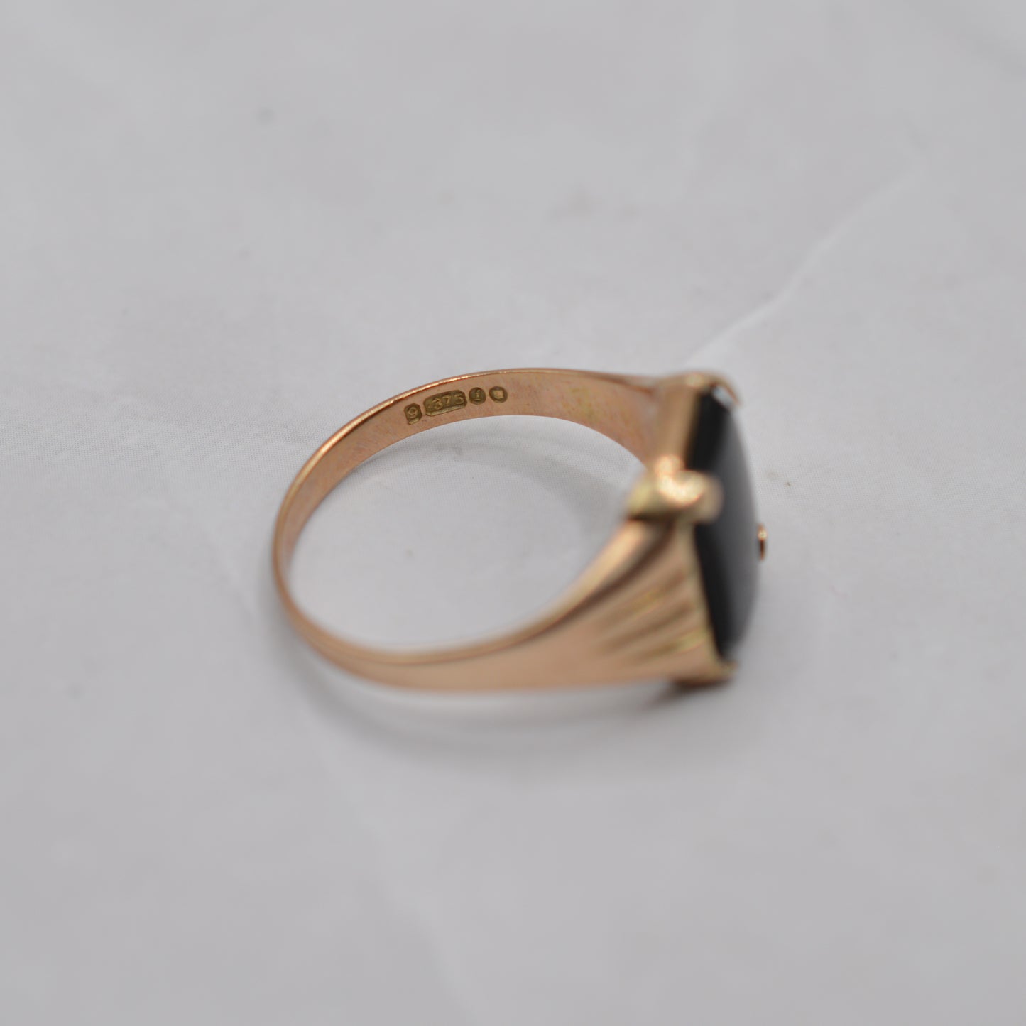 1960s Vintage 9ct Gold Onyx Signet Ring