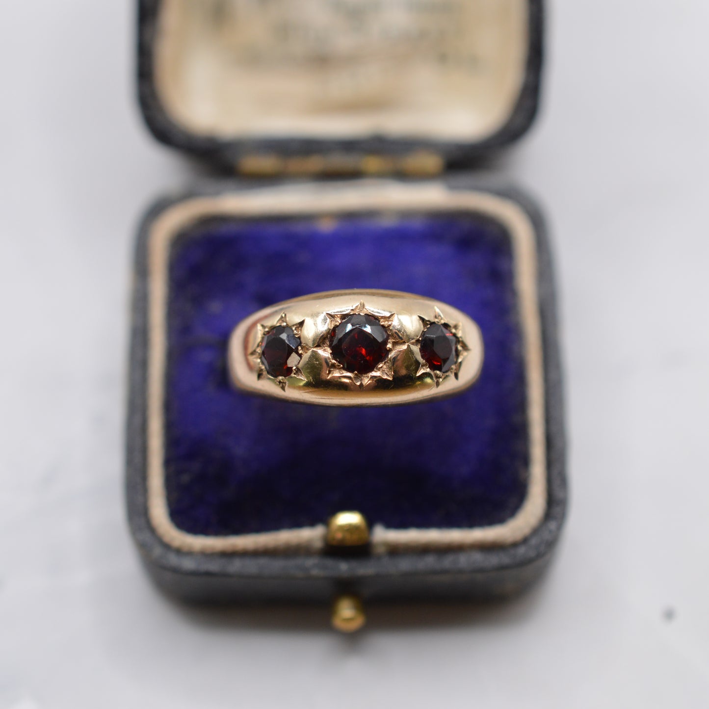 Chunky 1970s Vintage 9ct Gold Garnet Gypsy Trilogy Ring