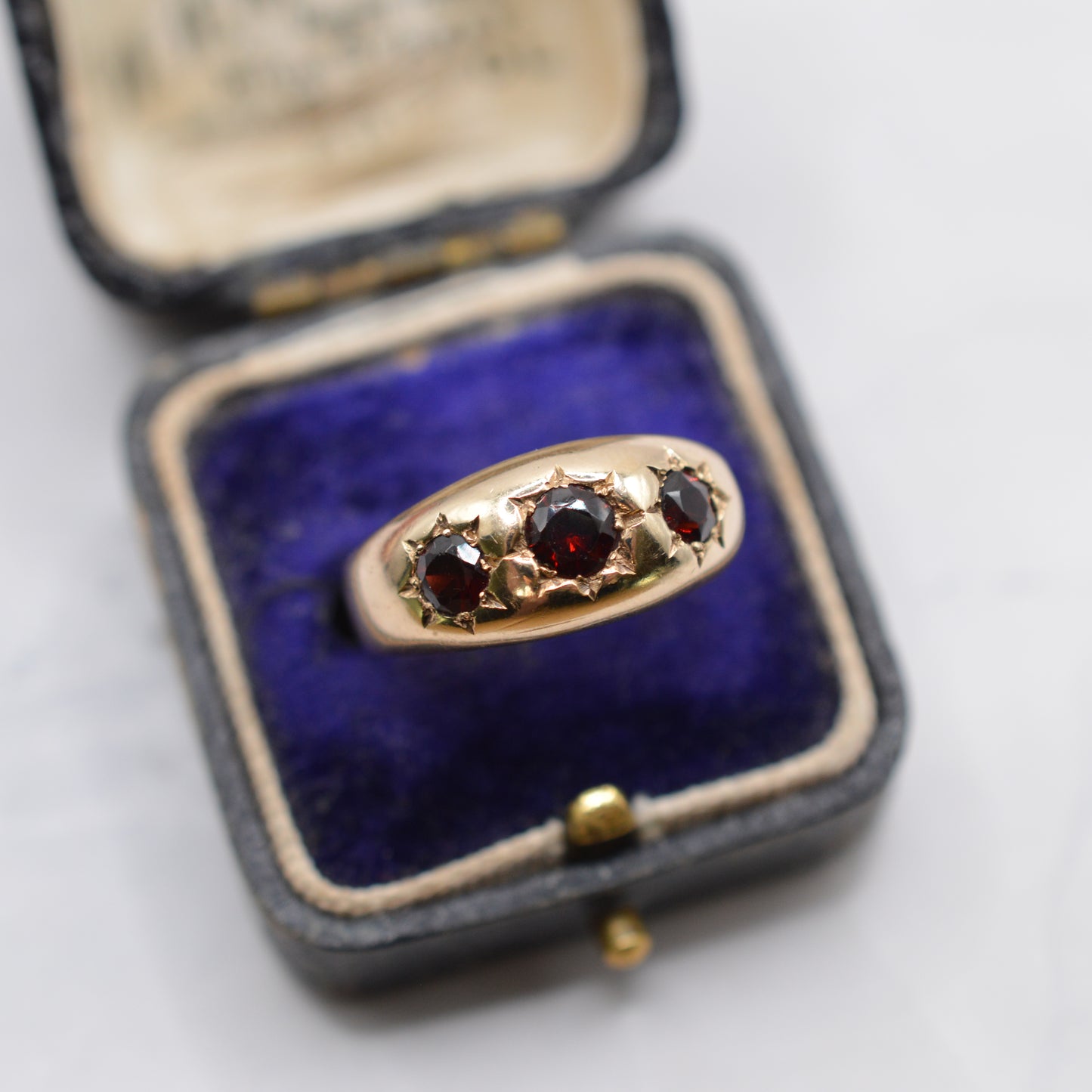 Chunky 1970s Vintage 9ct Gold Garnet Gypsy Trilogy Ring