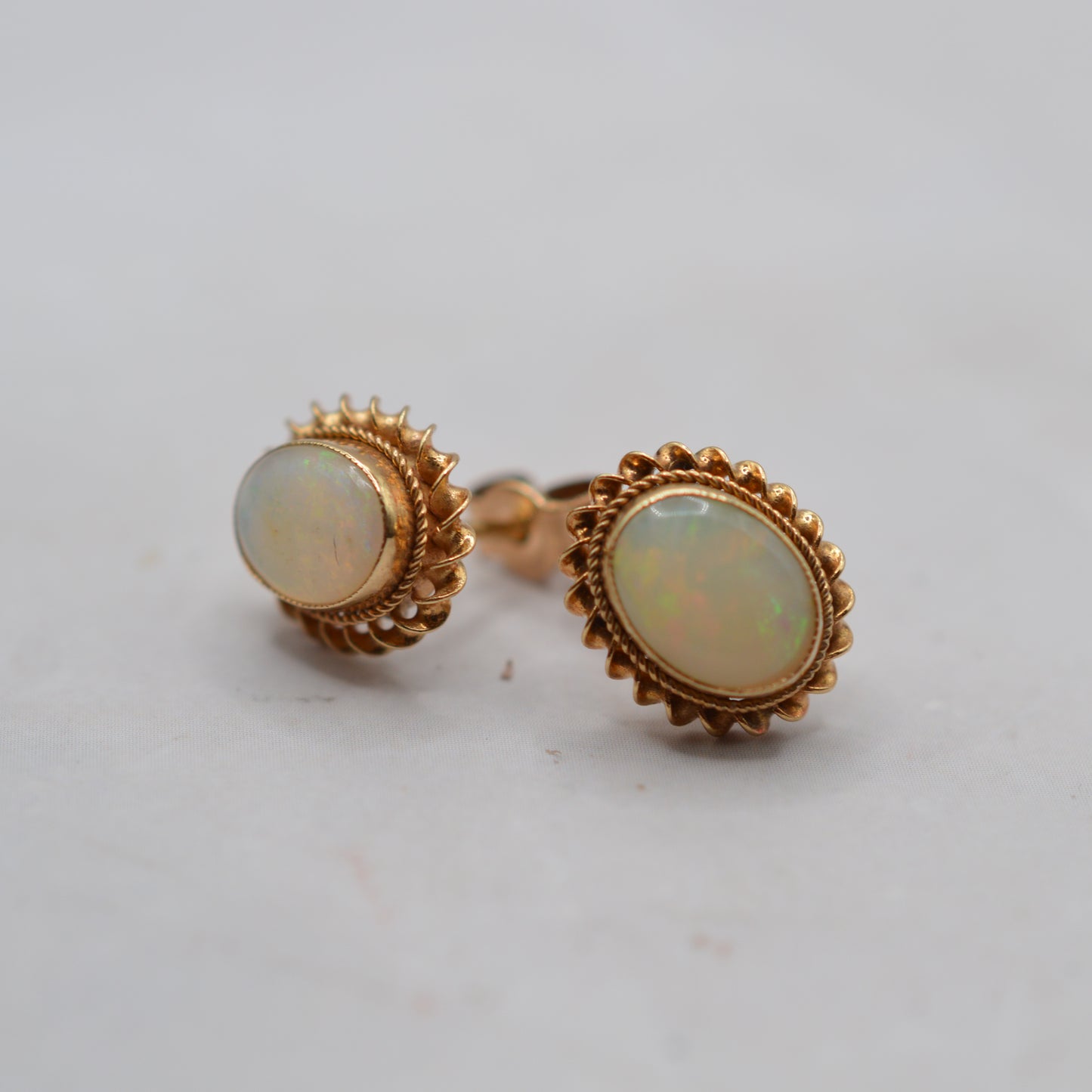 Vintage 9ct Gold Opal Stud Earrings