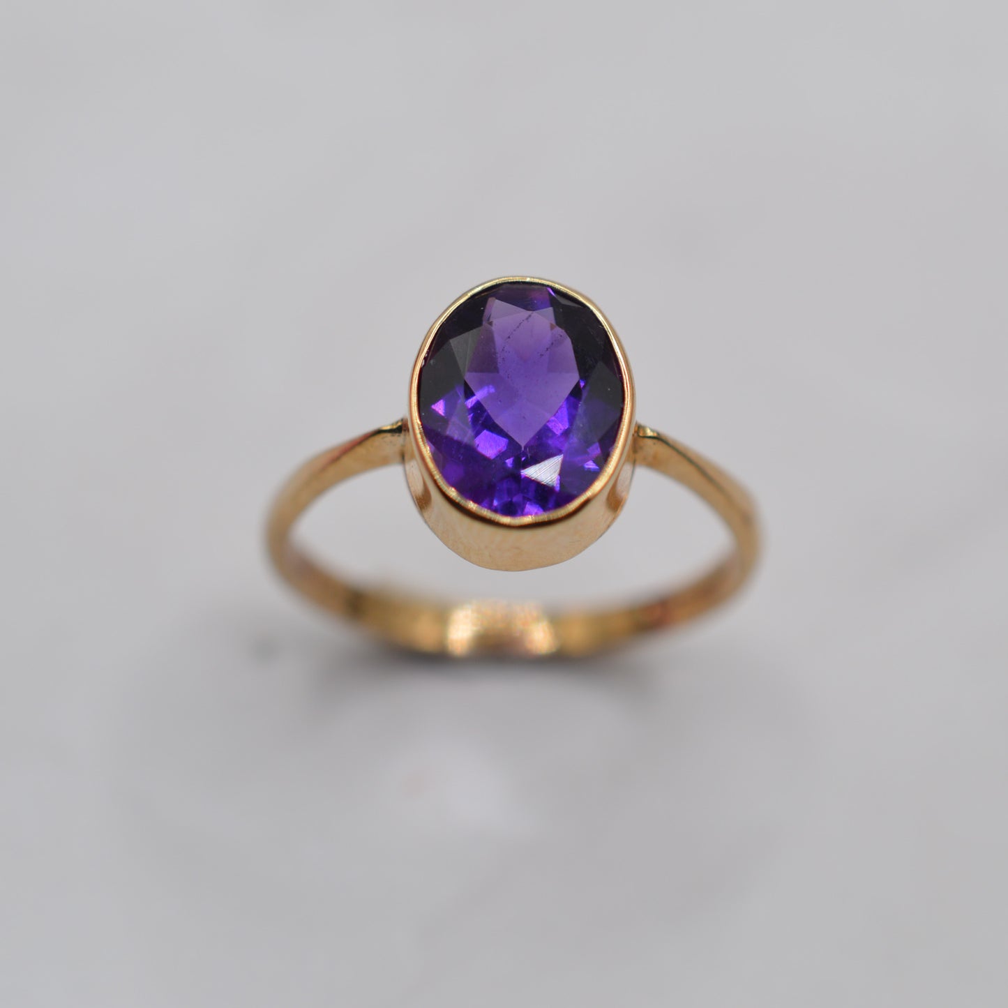 1990s 9ct Gold Amethyst Bezel-Set Ring