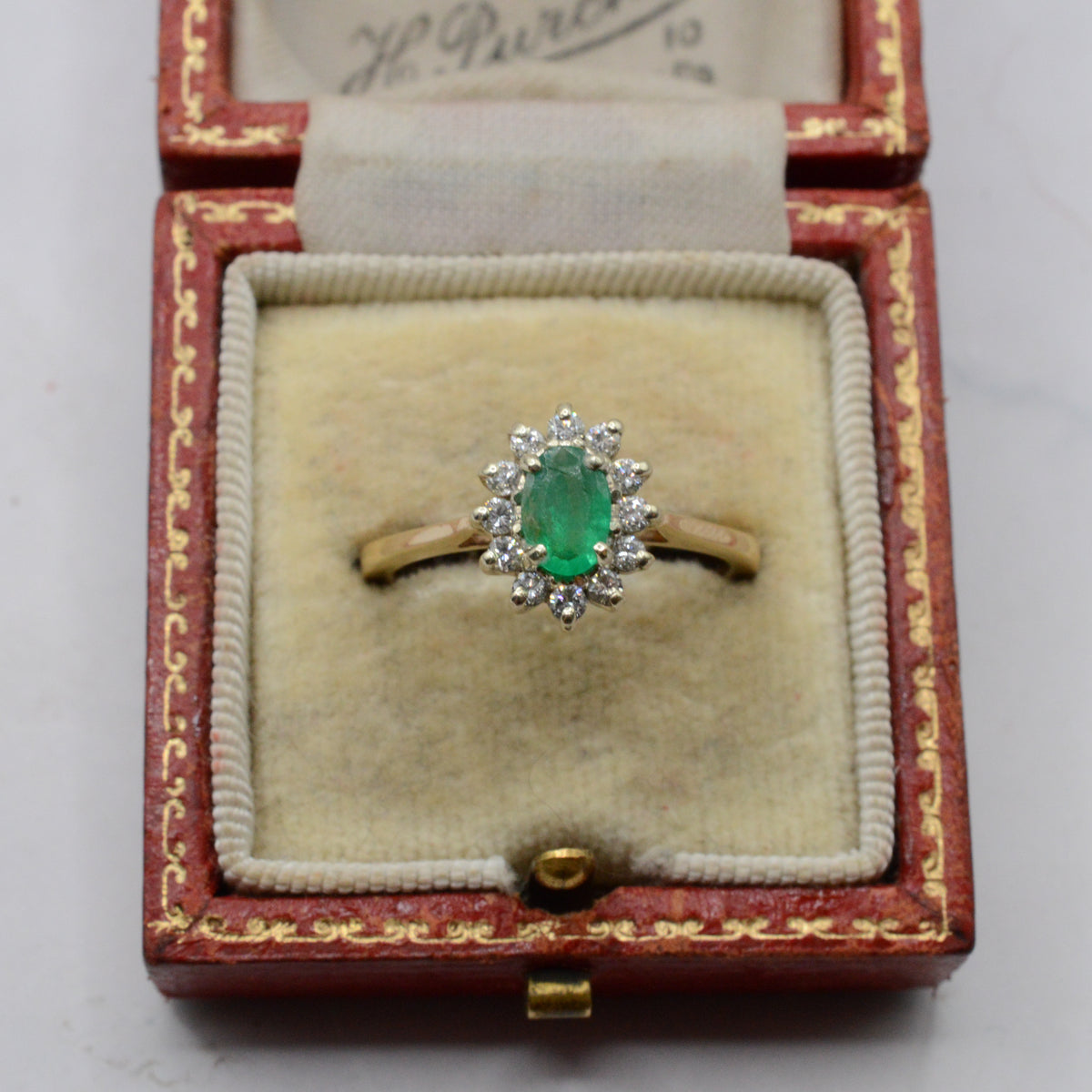 18ct Gold Emerald & Diamond Cluster Ring