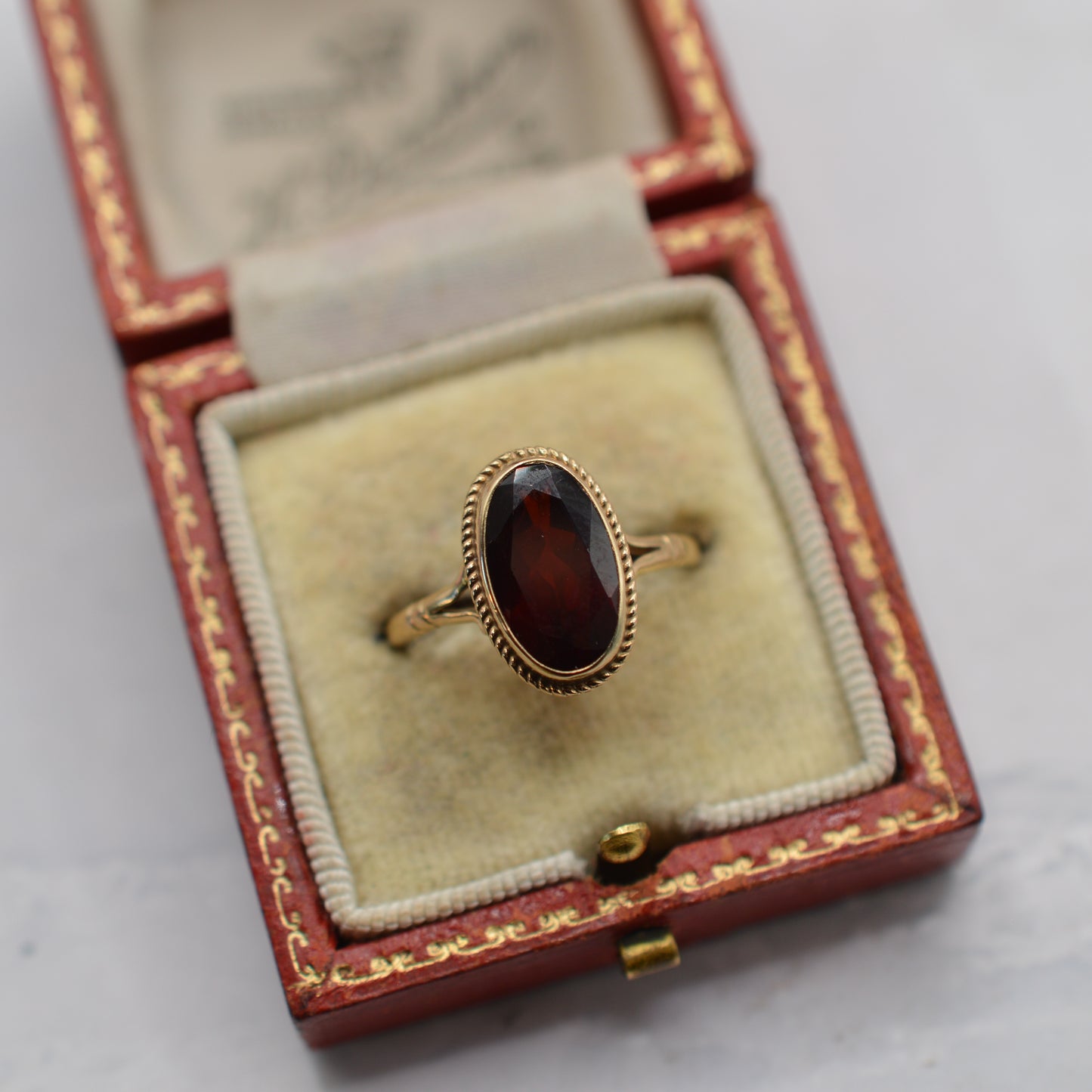 9ct Gold Garnet Solitaire Ring