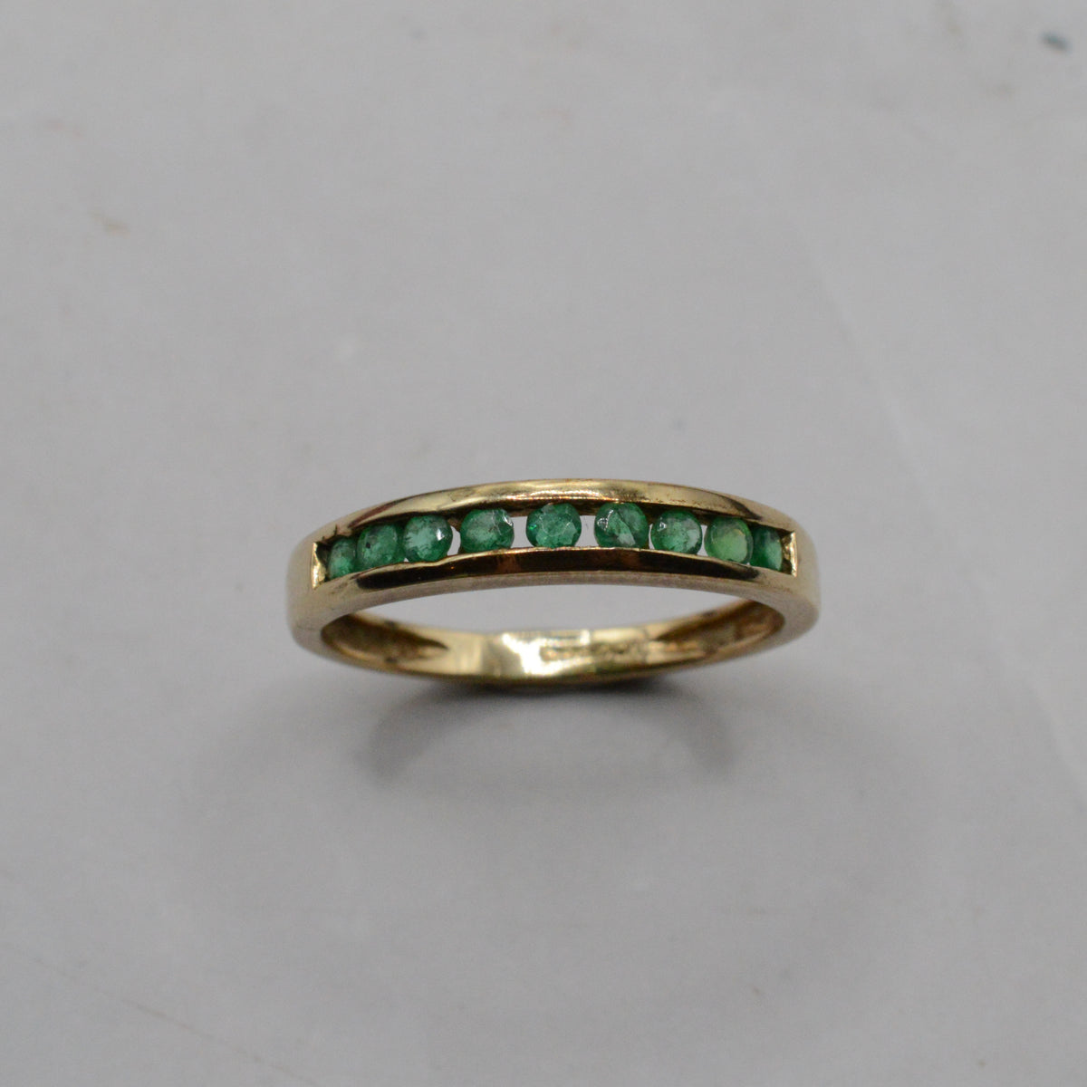Y2K 9ct Gold Emerald Half-Eternity Ring