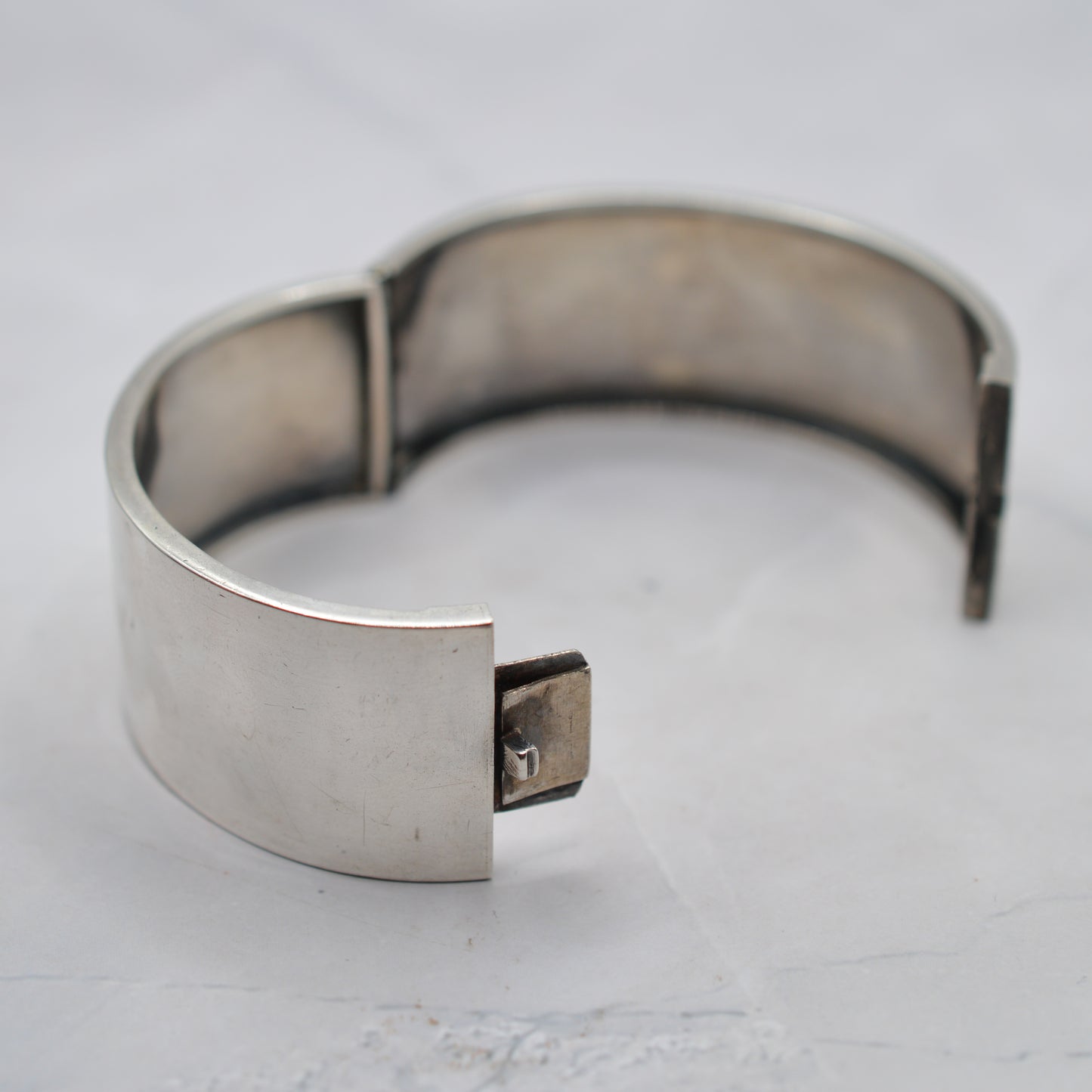 Antique Victorian Silver Ivy Foliate Bangle