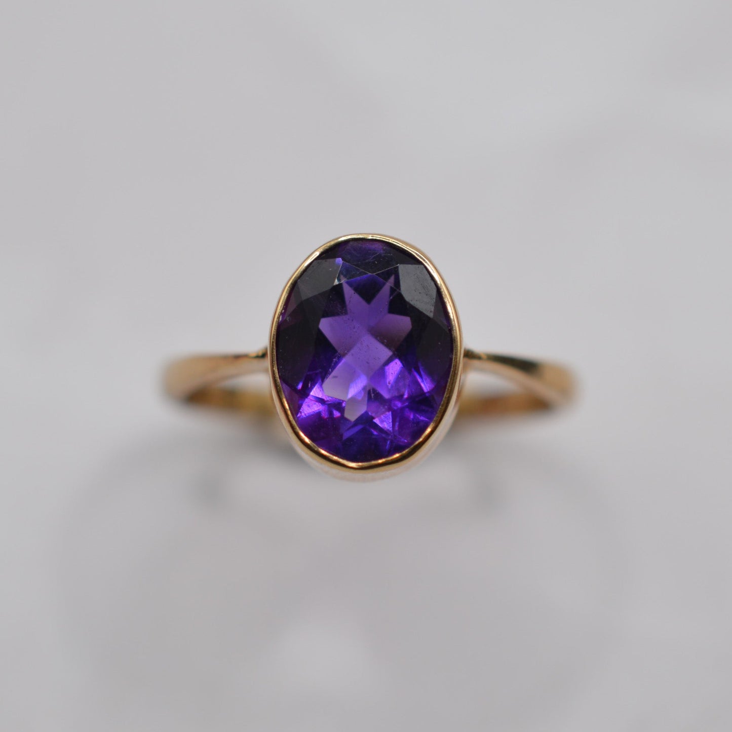 1990s 9ct Gold Amethyst Bezel-Set Ring