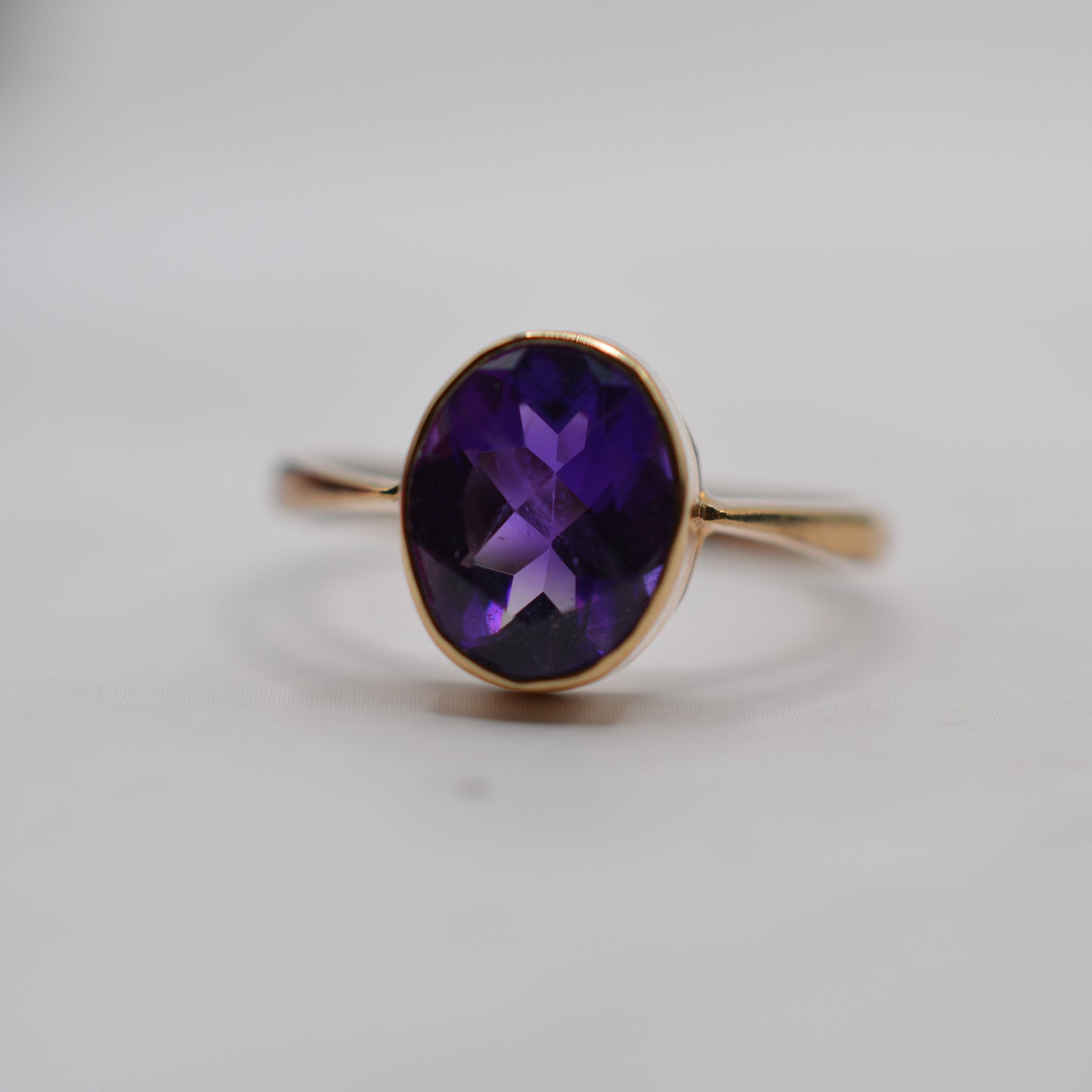 1990s 9ct Gold Amethyst Bezel-Set Ring
