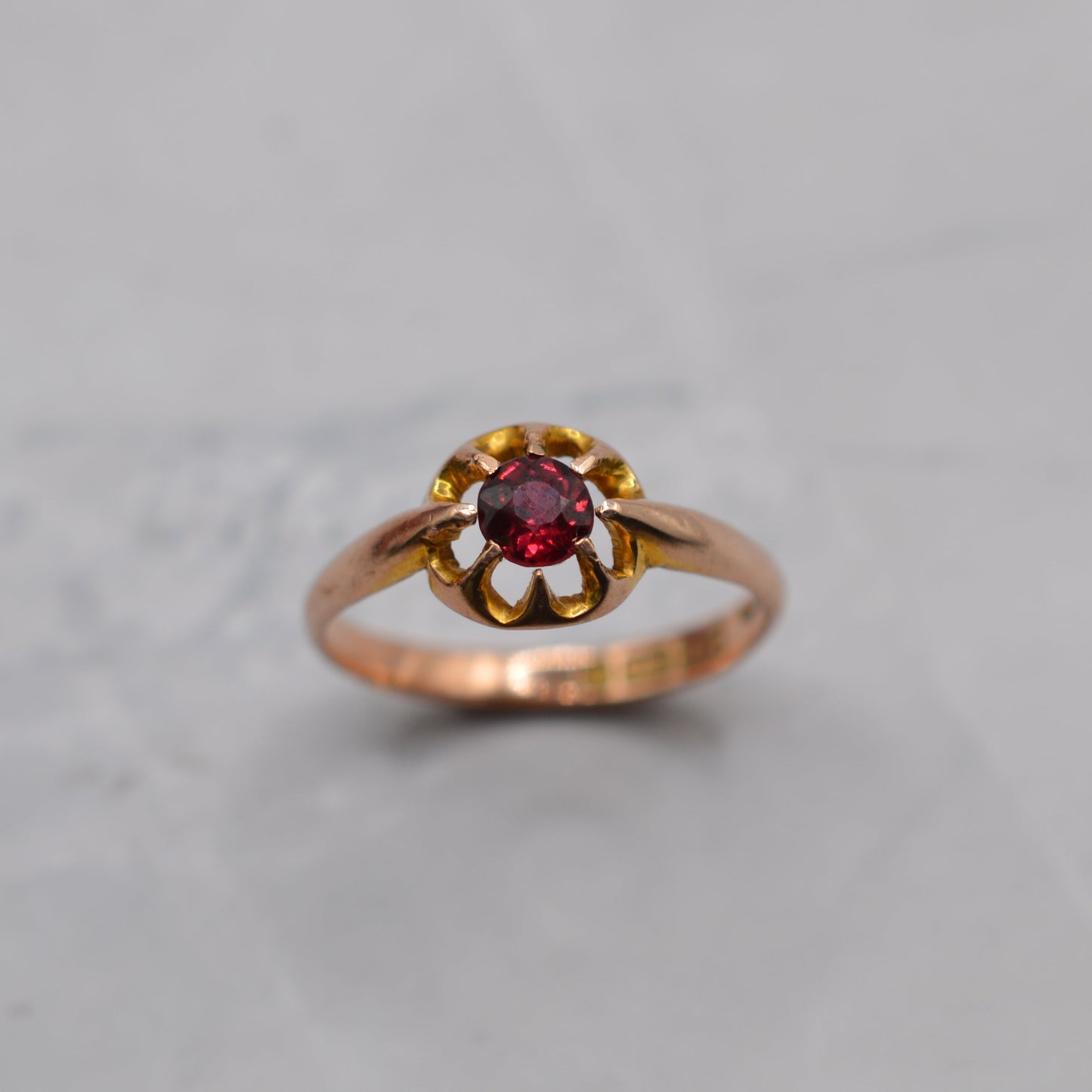 Antique 1916 9ct Rose Gold Garnet Solitaire Ring