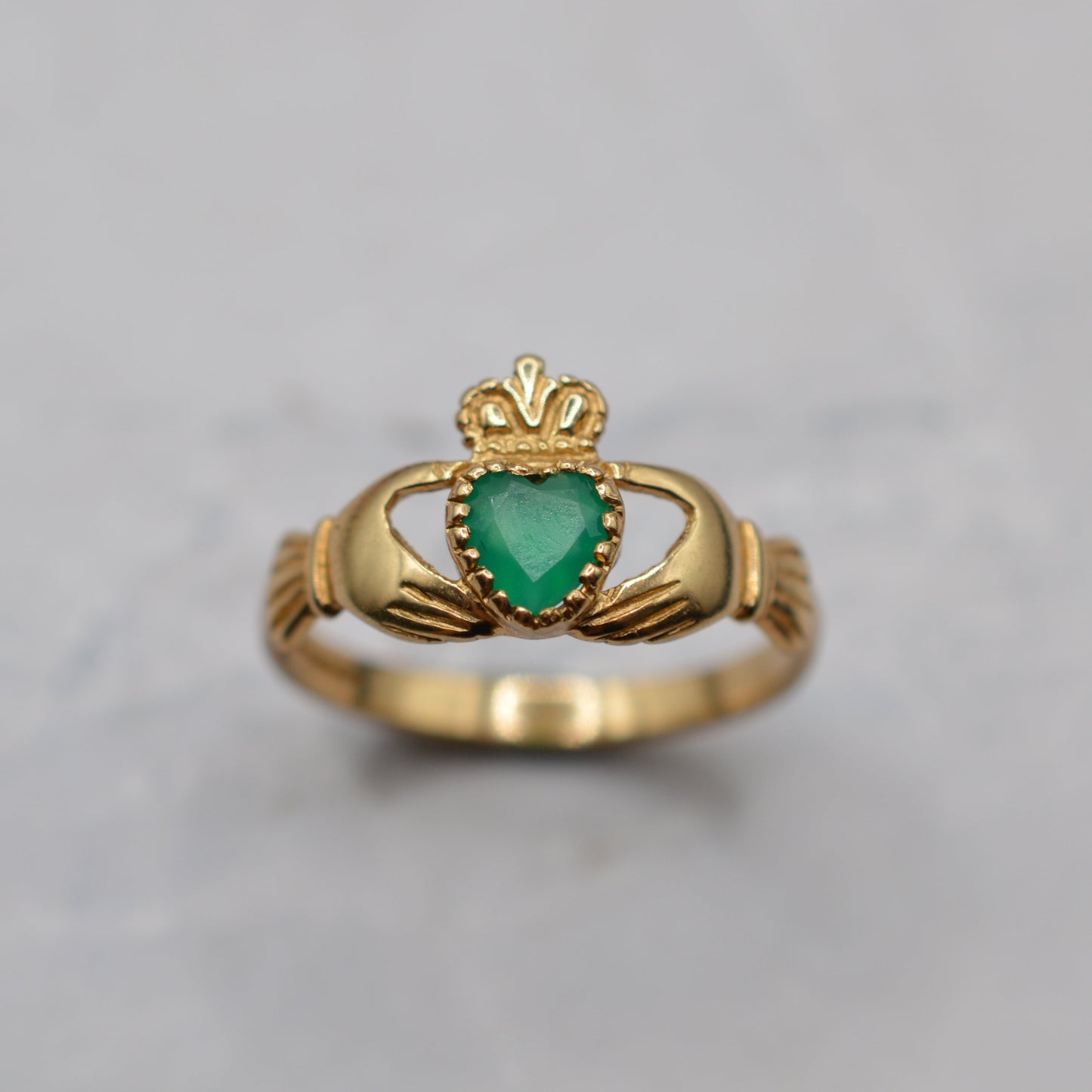 9ct Gold Emerald Claddagh Ring