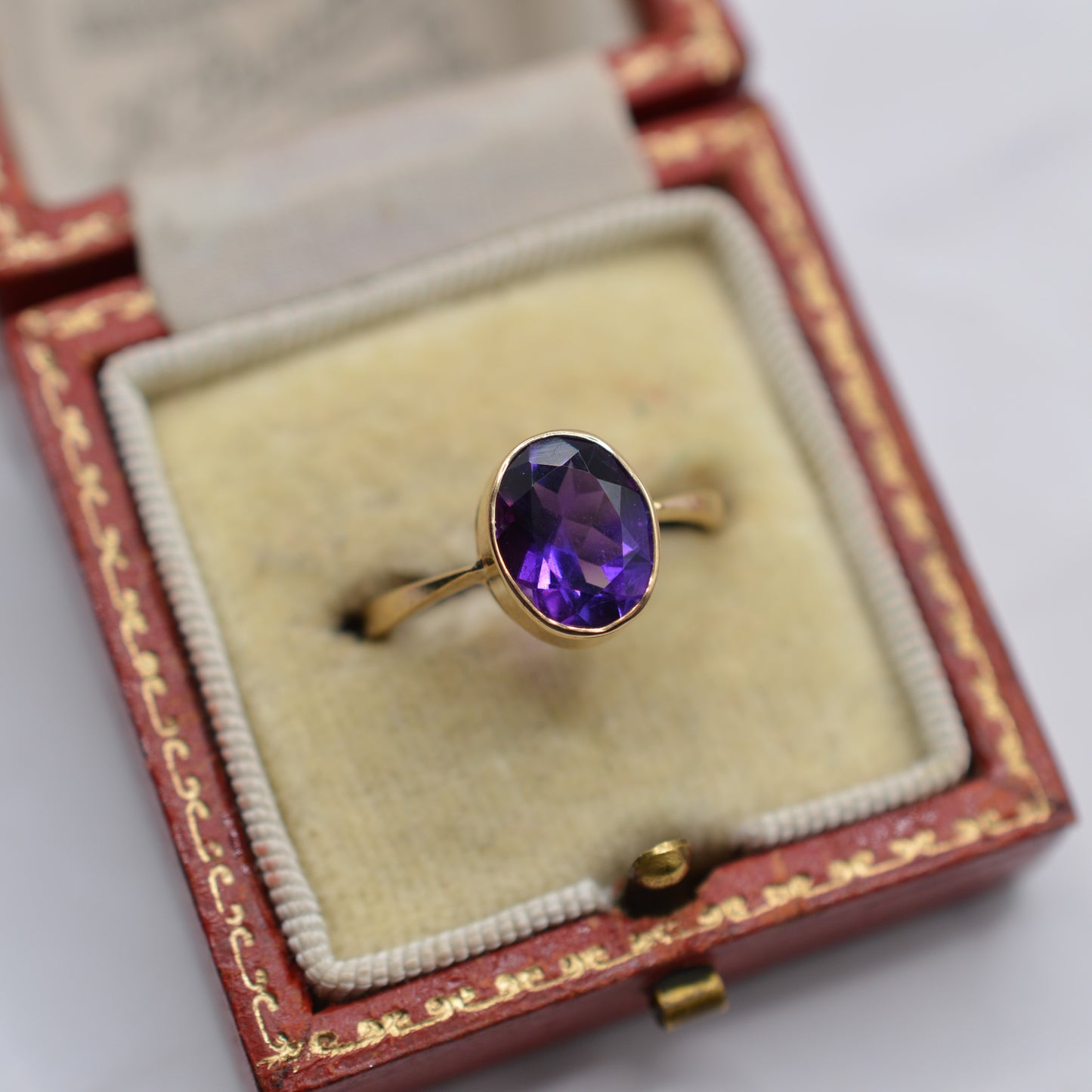 1990s 9ct Gold Amethyst Bezel-Set Ring