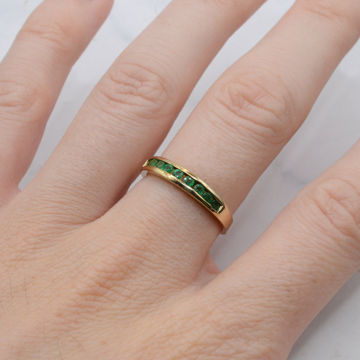 Y2K 9ct Gold Emerald Half-Eternity Ring