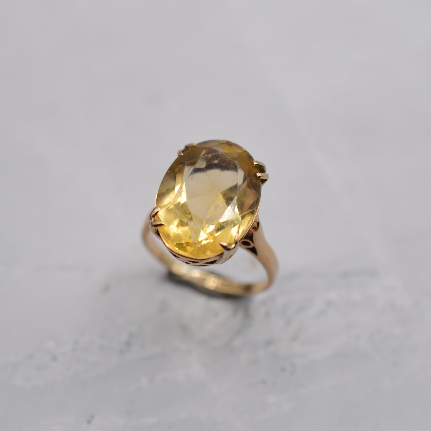 1960s Chunky Vintage 9ct Gold 7ct Citrine Cocktail Ring