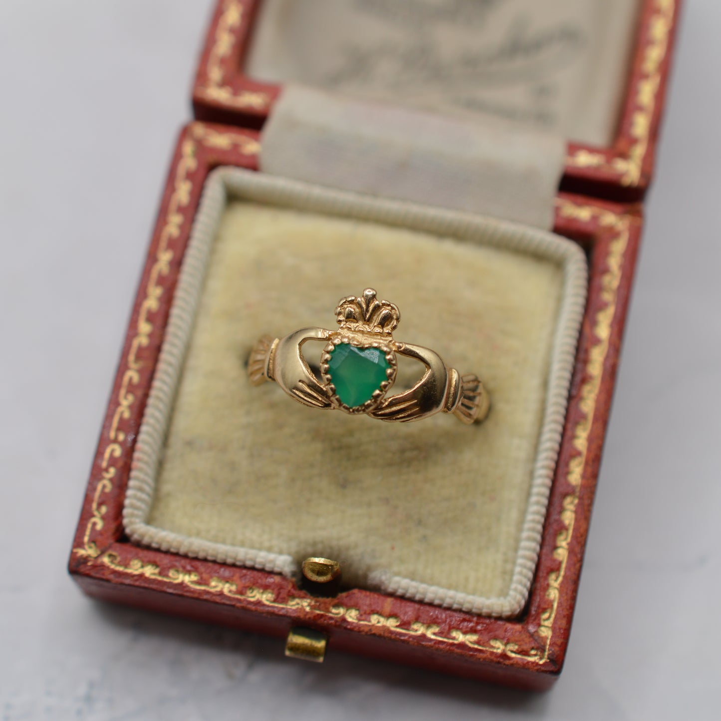9ct Gold Emerald Claddagh Ring