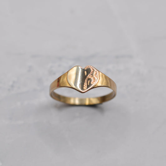 9ct Gold Heart Signet Ring