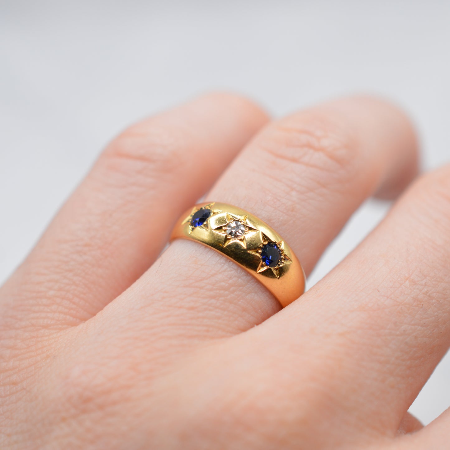 1898 Victorian 18ct Gold Sapphire & Diamond Gypsy Trilogy Ring