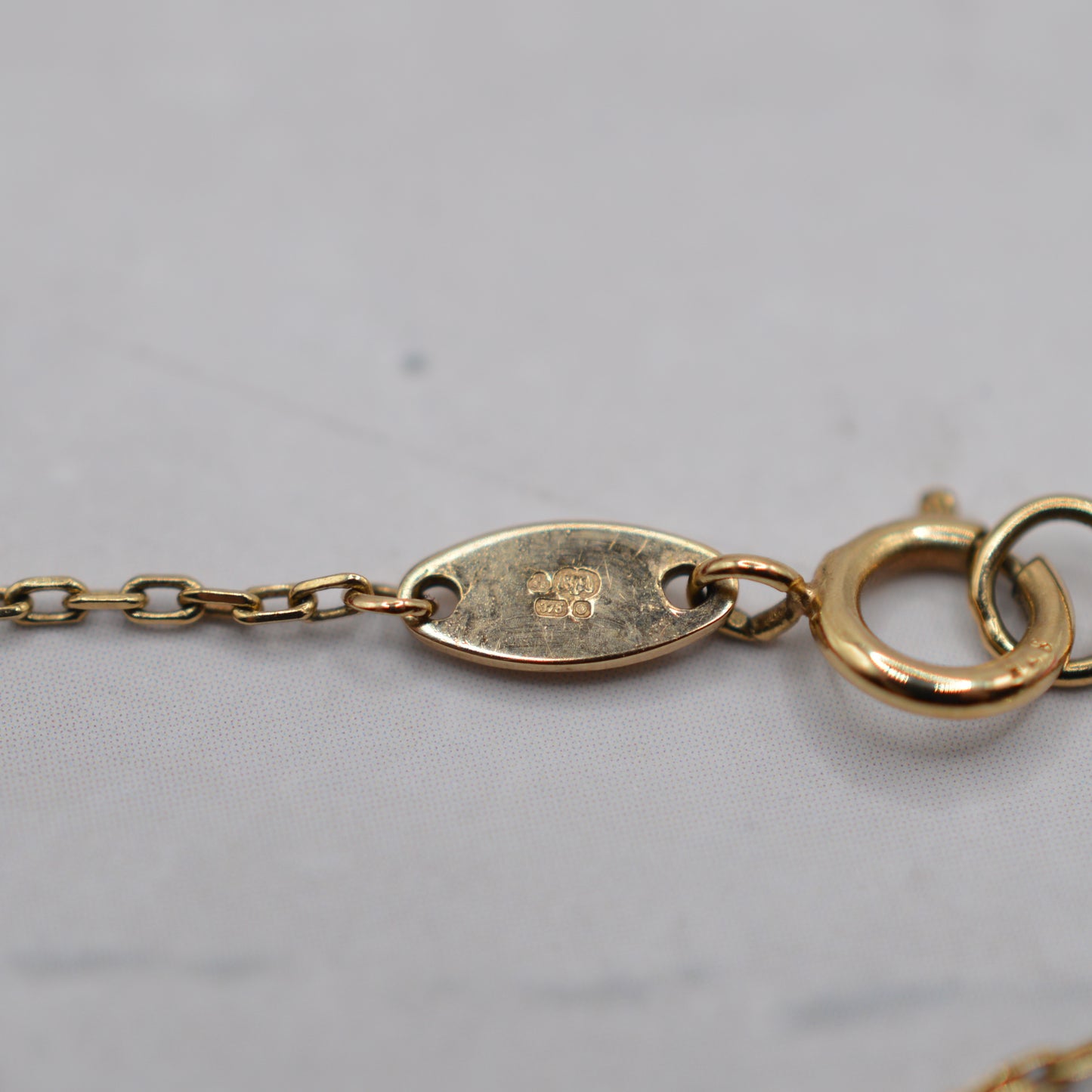 9ct Gold Mother-of-Pearl Clover Bracelet (7")