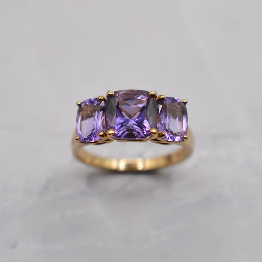Chunky Y2K 9ct Gold Amethyst Trilogy Ring
