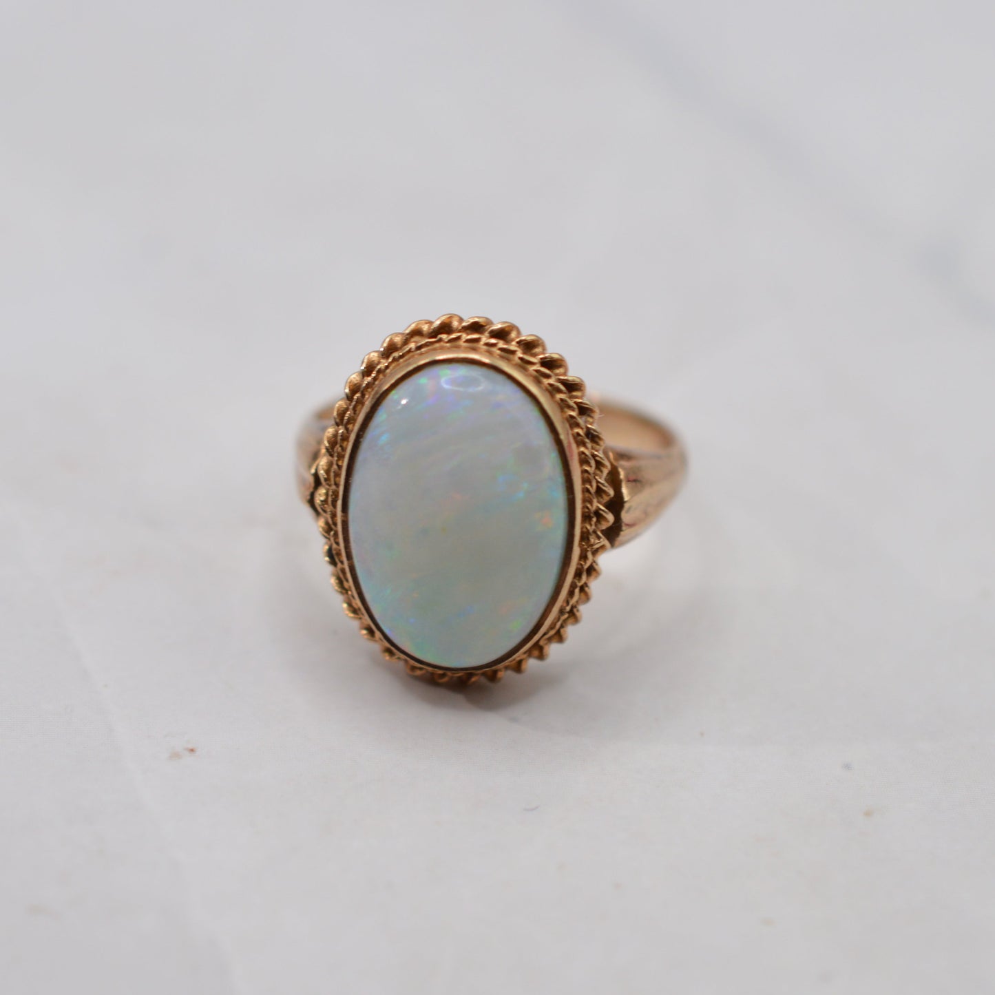 Chunky 1970s Vintage 9ct Gold Opal Solitaire Ring