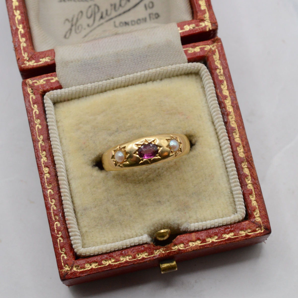 Edwardian Antique 18ct Gold Garnet & Pearl Starburst Gypsy Ring