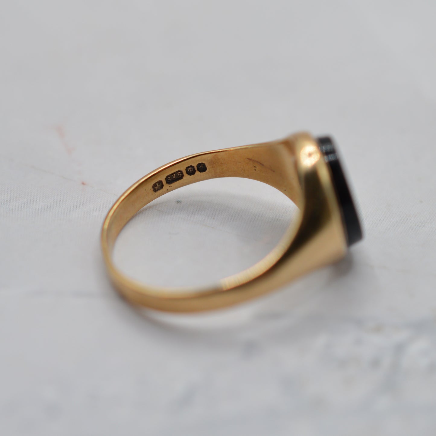 1970s Vintage 9ct Gold Onyx Signet Ring