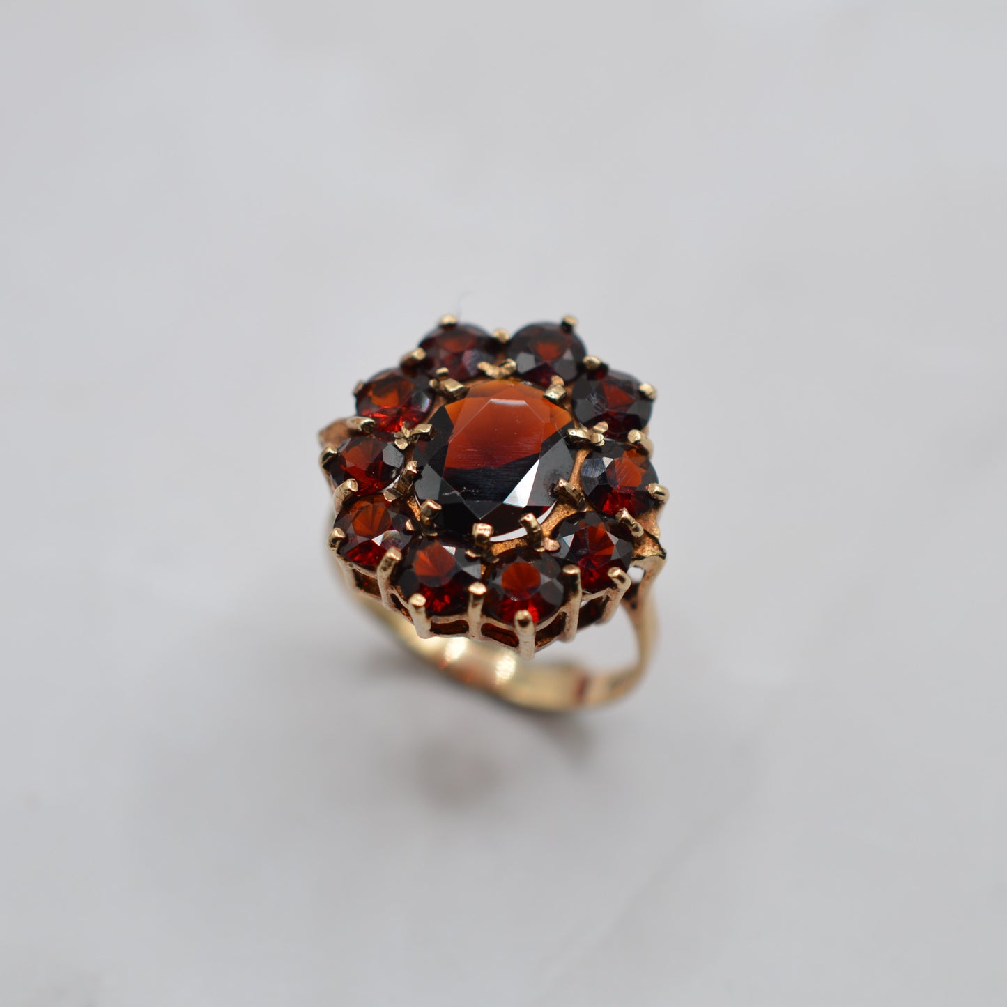 Chunky 1970s Vintage 9ct Gold Garnet Cluster Ring